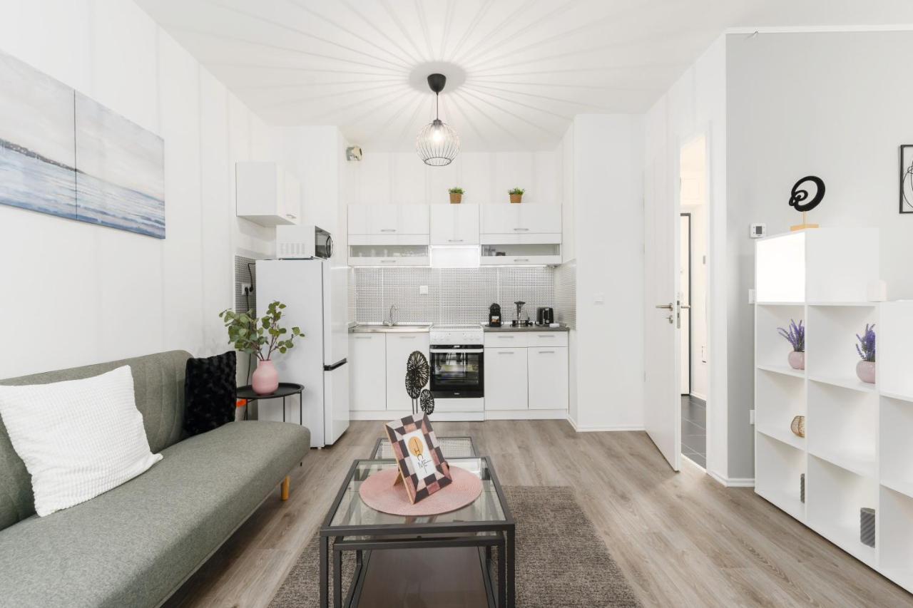 Sweet & Spicy - Brand New Apartment With Balcony Budapest Exterior photo
